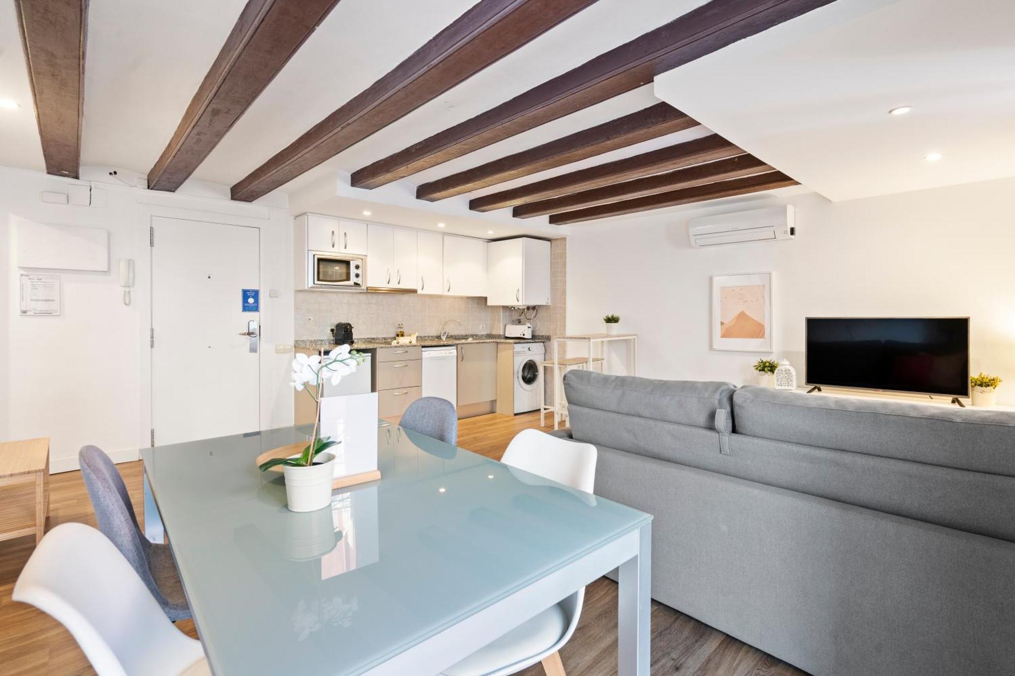 Lodging Apartments Liceu 11 Barcelone Extérieur photo